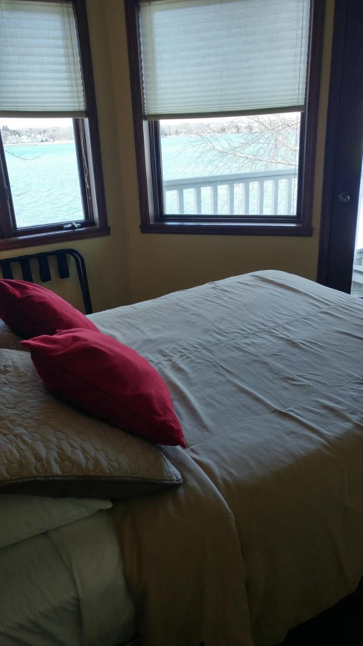 Snug Harbor Inn Sturgeon Bay Eksteriør bilde